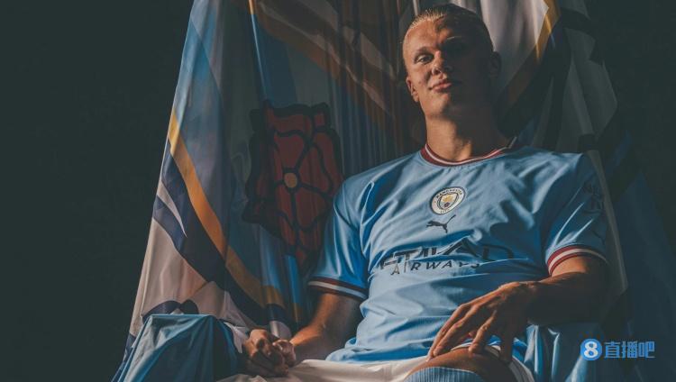 球迷刚骂完，下一秒就闭嘴了（球迷才刚开骂，转瞬哑火）