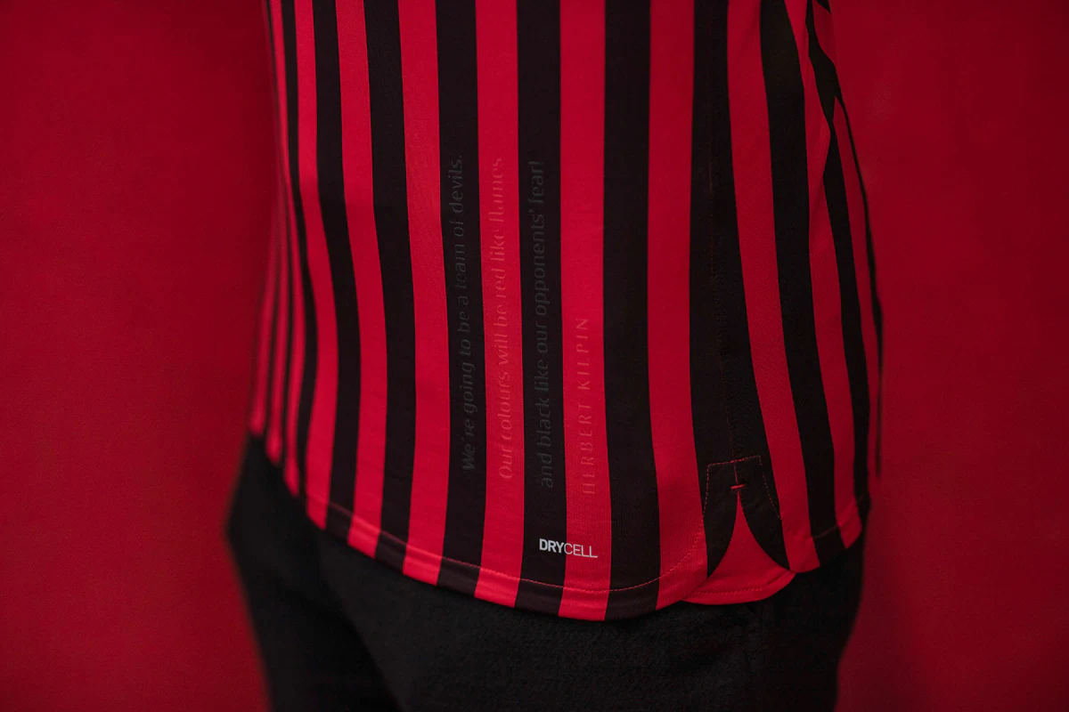 世界杯H组抽签出炉：西班牙、乌拉圭、沙特、佛得角（世界杯H组分组揭晓：西班牙与乌拉圭、沙特、佛得角同组）